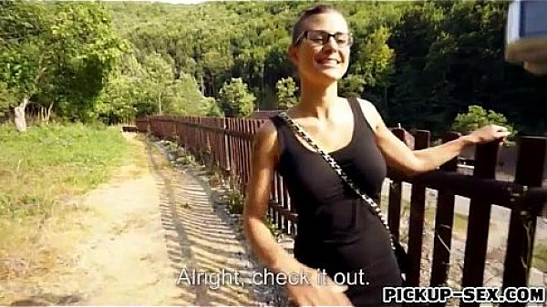 Big boobs amateur Eurobabe Katia gets pussy rammed for cash 