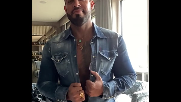 Flexing muscle and masturbate with oil - VIKTOR ROM - PORNSTAR GAY DADDY BEAR 