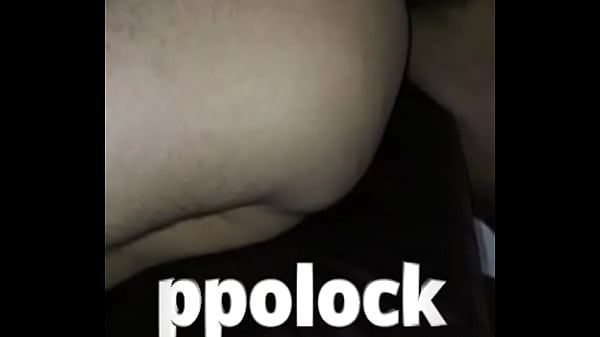 Play MP4 - socando a rola num putinho da Uni9