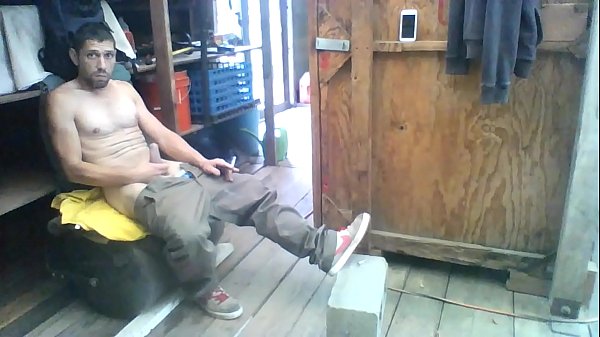 Play MP4 - Jerking off in Shed at work- www&period;unkut&period;media
