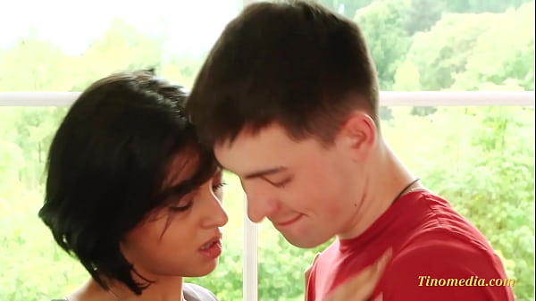 Play MP4 - 18years young horny teens