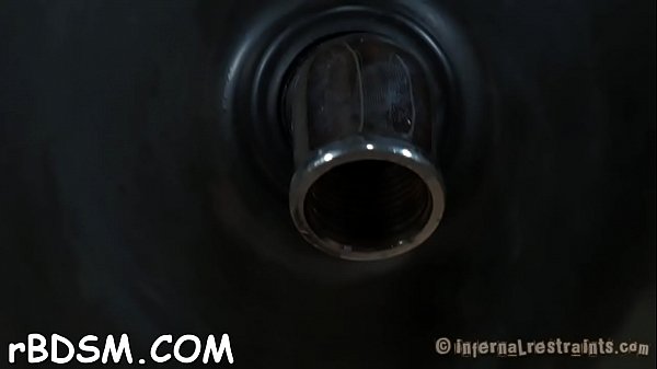 Elegant floozy bury a rubber sex toy inside her gap