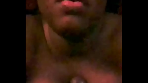 Happy titty tuesday #tittytuesday #teasetuesday #ebonytitties #nobra #bigblacktitties #transtitties #blacktrans #ebonytra 