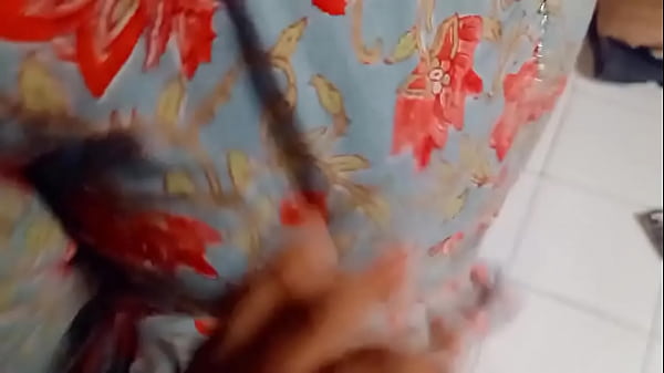 Play MP4 - Neeru Sexy giving handjob To Her bf dirty Telugu