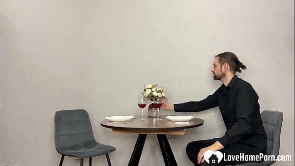 Nonton Teen Likes It Rough thumbnail