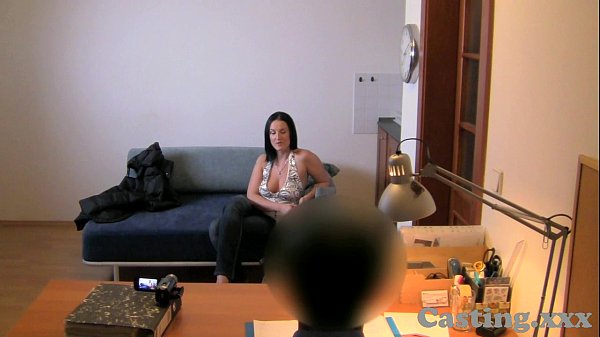 Play MP4 - Casting Big boobs amateur plays hard to get