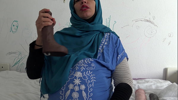 Play MP4 - Pregnant Egyptian Milf Wants Anal Sex