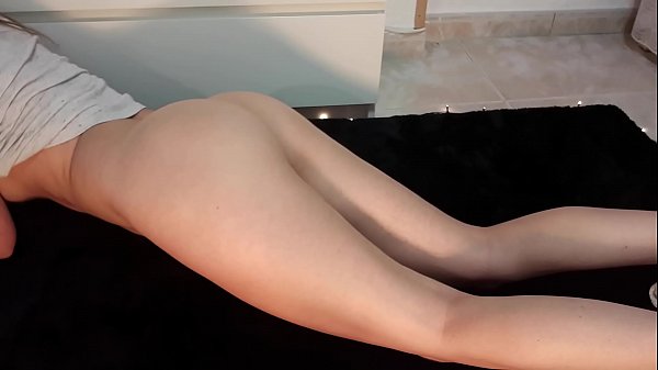 Play MP4 - Babe alone    Teenagerlover