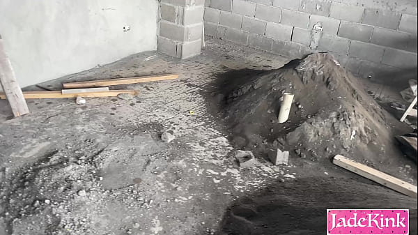 Horny couple couldn't find better place so fucking on construction site 