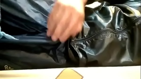 Play MP4 - Tela sire caliente solo en casa