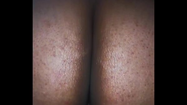 Nalgas grandes siendo_penetradas