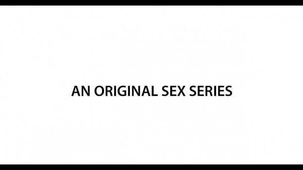 Breasty lady-man shows her body