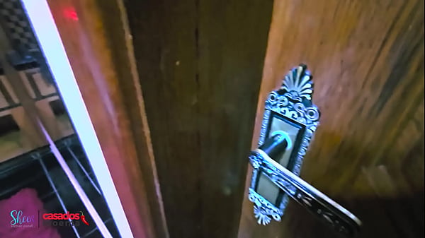 Nonton The Black Guy Got Me In The Shower And The Cuckold Stayed Outside | O Neg&atilde;o Me Pegando No Banho E O Corno Ficou Para O Lado De Fora thumbnail