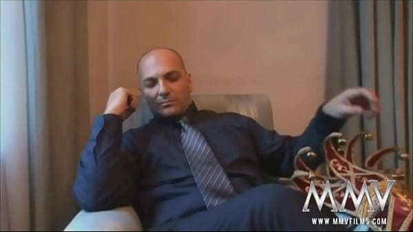 Kinky cutie gives blowjob on her knees