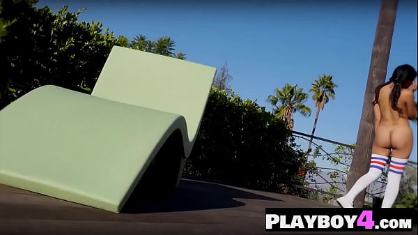 AmazingMILF model reveals perfect petite naked body