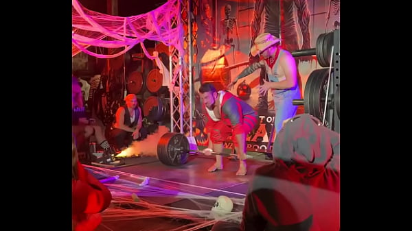 545lbs at a halloween deadlift competition 