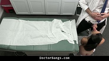 Madi Laine Fucks Her Doctor To Play Volleyball thumbnail
