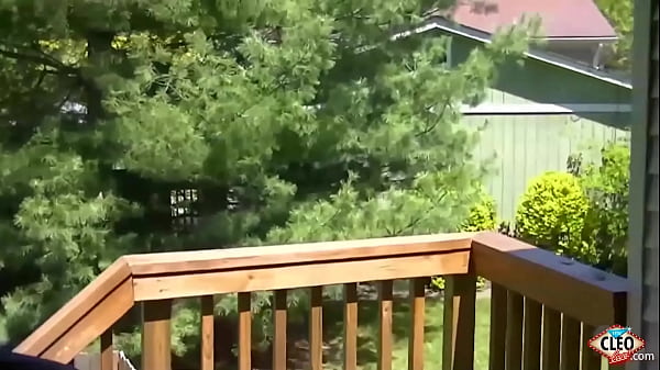 Play MP4 - Inked Brunette Its Cleo Masturbates In Front Of Her Peeping Neighbor&excl;