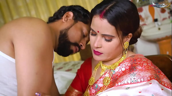 Play MP4 - DESI MALLU BHABHI HARDCORE FUCK WITH HER SERVENT AT YOUR HOME DINNING FULL MOVIE &lpar; HINDI AUDIO &rpar;