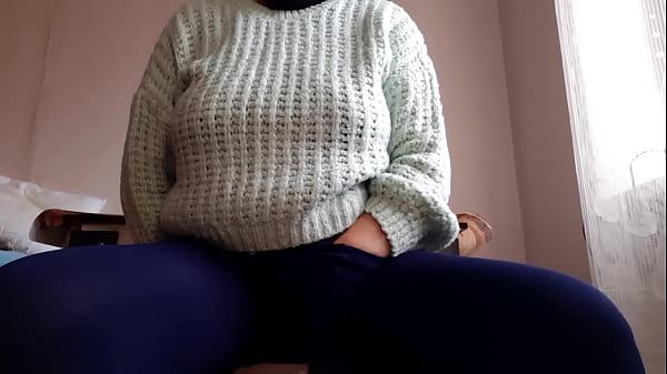 Play MP4 - I masturbate riskily at my workplace in the office