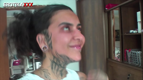 Bruna Poppy - Oral Total - Por Tr&aacute;s Das C&acirc;meras - Erotikaxxx thumbnail