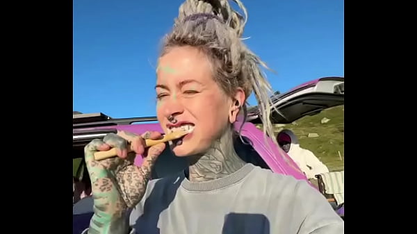 Nonton Brushing My Teeth With This Beautiful Background! ??what's Your Favorite Way To Start The Day?#morningroutine #bru... thumbnail