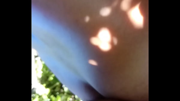 Pegando o casado no mato. 