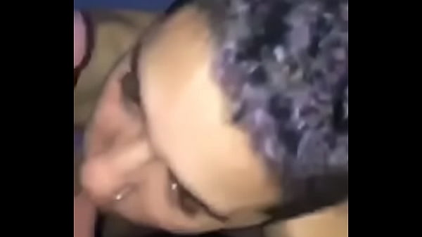 H&eacute_tero enrustido mamando