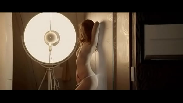 Veronika rubbing the button angelic hot