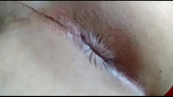 Play MP4 - Cuzinho piscando querendo sua pica