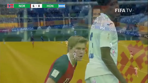 noruego da de pijazos 