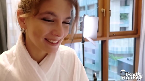 Play MP4 - Italian hottie Sa Bell sucks and fucks a stiff cock