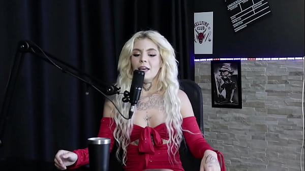 Play MP4 - Entrou na prostitui&ccedil;&atilde;o por querer dar pra todo mundo&comma; foi demitida por transar no sal&atilde;o da pastora e falou dos seus relacionamentos - Kyra Sex &lpar;SHEER&sol;RED&rpar;