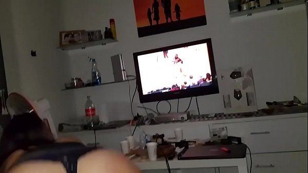 babe brasileira sopra pau em POV sexy blonde amateur