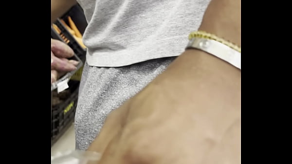 Fui No Hortifruti Sem Cueca Pra Chamar A Aten&ccedil;&atilde;o Dos Putos thumbnail