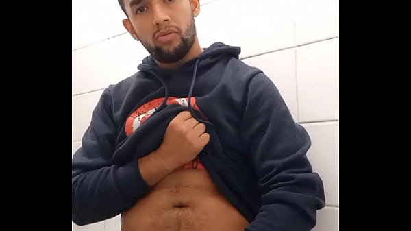 amo quando levo rola no meu rabo 