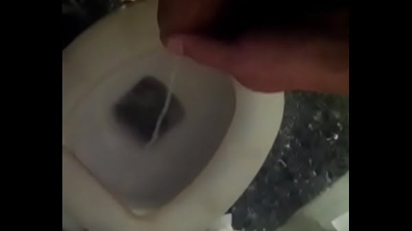 Solo White Pissing In Toilet thumbnail