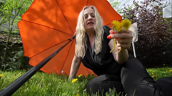 Horny prolapse grandmom masturbating outdoor