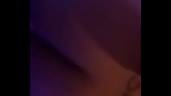 9A82E83A-B26D-436D-9273-E602EF7C4BFC.MOV 