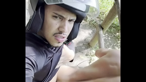 O Motoboy Me Comeu No Mato thumbnail