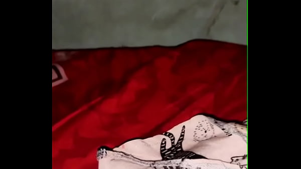 istri selingkuh dirumah teman suami 