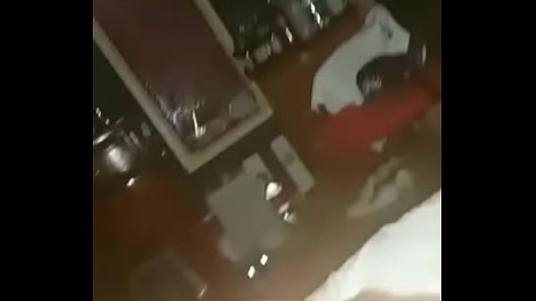 Play MP4 - Ca Interlagos filmando o outro fudendo sua mulher