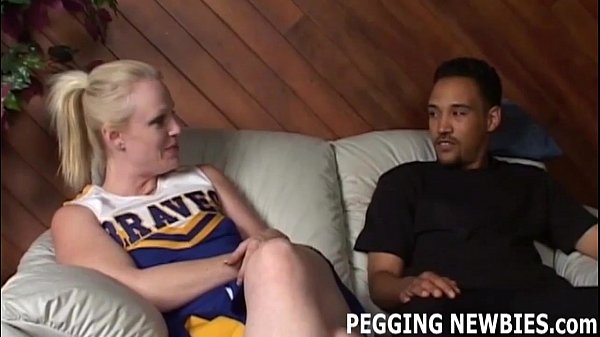 Play MP4 - Get your ass pegged by a kinky cheerleader