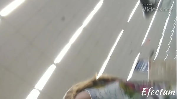 Vendo oque a novinha t&aacute; usando