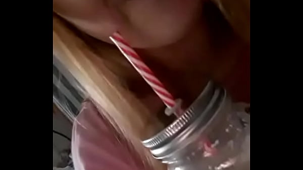 Play MP4 - SEDIENTA DE LECHE