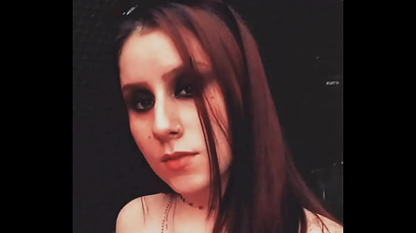 Novinha vagabunda se_exibindono banheiro parte 1