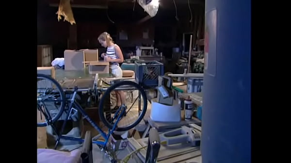 Play MP4 - Horny young blond getting cock banged