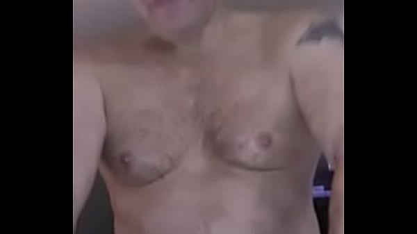 Play MP4 - Tony and Sissy