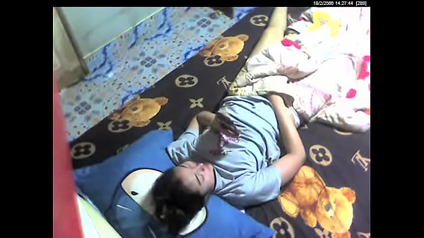 Behind thescenes_of a beautiful woman masturbating