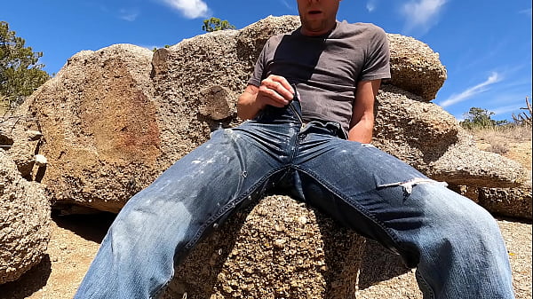 Come Piss Your Jeans And Masturbate With Me Outdoors thumbnail